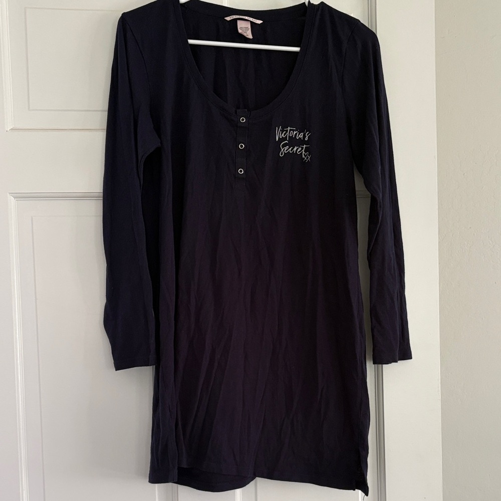 Victoria's Secret Navy Long Sleeve sleep shirt